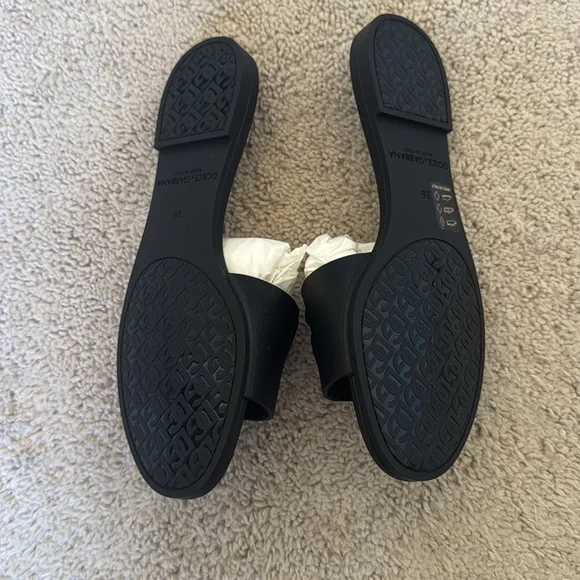 Dolce & Gabanna Bianca Rubber Sandals - Picture 2 of 6